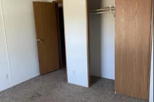 512 Opal Cir, Lannon, WI 53046 - Photo 14