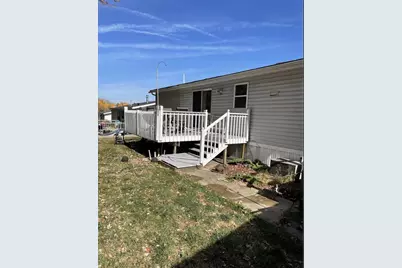 512 Opal Circle, Lannon, WI 53046 - Photo 2