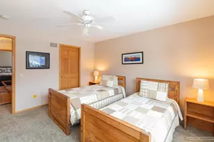 2742 Jasmine Dr, Fitchburg, WI 53711 - Photo 28