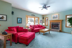 2742 Jasmine Dr, Fitchburg, WI 53711 - Photo 12