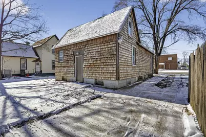 1015 Bluff Street, Beloit, WI 53511 - Photo 34