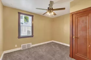 1015 Bluff St, Beloit, WI 53511 - Photo 18