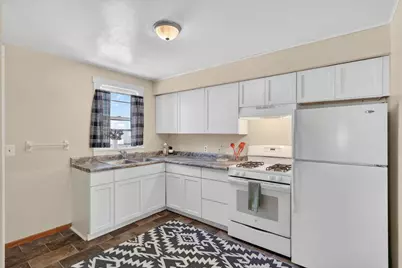 1015 Bluff Street, Beloit, WI 53511 - Photo 12