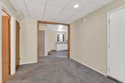 1015 Bluff Street, Beloit, WI 53511 - Photo 28