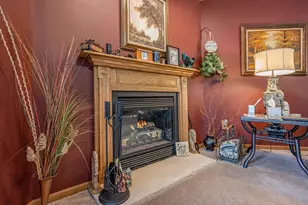 399 Oakbrook Dr, Wisconsin Dells, WI 53965 - Photo 6