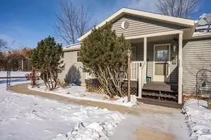 399 Oakbrook Dr, Wisconsin Dells, WI 53965 - Photo 26