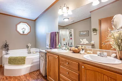 399 Oakbrook Drive, Wisconsin Dells, WI 53965 - Photo 18