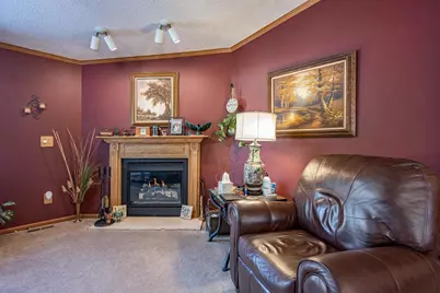 399 Oakbrook Drive, Wisconsin Dells, WI 53965 - Photo 4