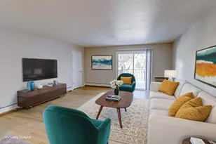 2416 Independence Ln, Madison, WI 53704 - Photo 4