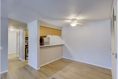 2416 Independence Lane #206, Madison, WI 53704 - Photo 10