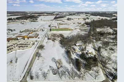 1310 Campus Drive, Fort Atkinson, WI 53538 - Photo 2