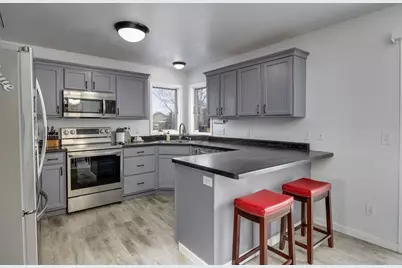 1401 Waldorf Boulevard, Madison, WI 53719 - Photo 12