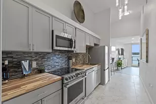 680 E Hiawatha Dr, Wisconsin Dells, WI 53965 - Photo 2