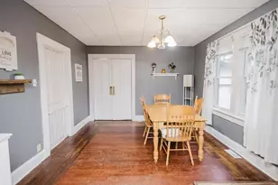 225 Washington St, Mineral Point, WI 53565 - Photo 6