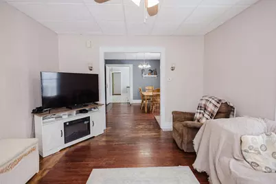 225 Washington Street, Mineral Point, WI 53565 - Photo 4