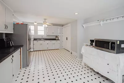 225 Washington Street, Mineral Point, WI 53565 - Photo 12