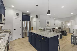 204 Bonnie Ln, Belleville, WI 53508 - Photo 10