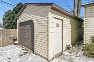 137 Belmont Rd, Madison, WI 53714 - Photo 26