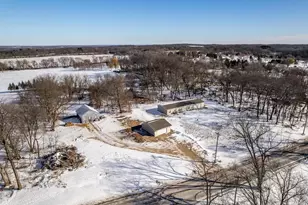 11447 S County Rd K Rd, Beloit, WI 53511 - Photo 4