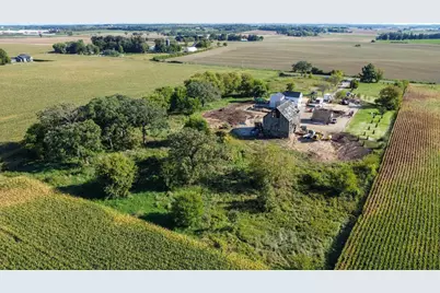 2430 Bailey Road, Sun Prairie, WI 53590 - Photo 4