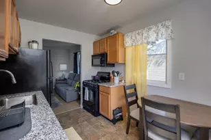 93 Craig Ave, Madison, WI 53705 - Photo 10