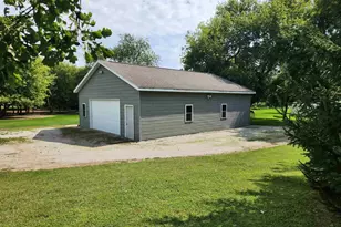 N9026 Hickory Point Rd, Beaver Dam, WI 53916 - Photo 76