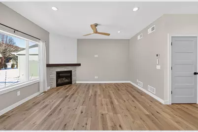 1064 Kamperschroer Way, Sun Prairie, WI 53590 - Photo 14