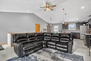 4252 Fox Hills Ct, Janesville, WI 53546 - Photo 18