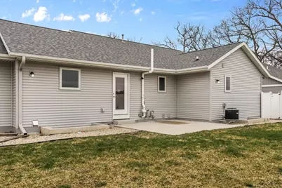 4252 Fox Hills Court, Janesville, WI 53546 - Photo 18