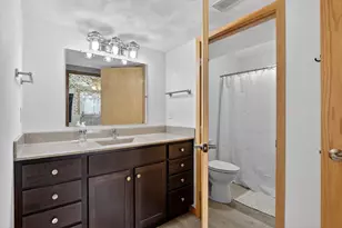 4252 Fox Hills Ct, Janesville, WI 53546 - Photo 50