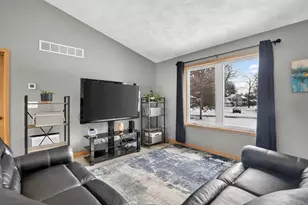 4252 Fox Hills Ct, Janesville, WI 53546 - Photo 24