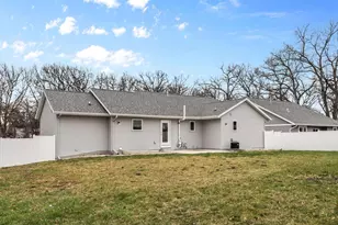 4252 Fox Hills Ct, Janesville, WI 53546 - Photo 16