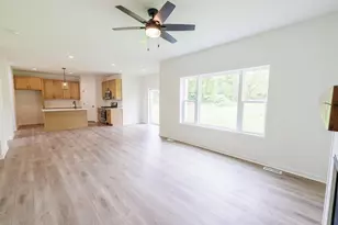 503 Teri Lee Ln, Orfordville, WI 53576 - Photo 16