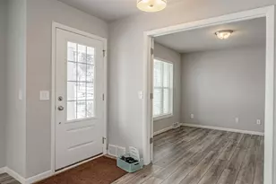 1806 Red Fern Ln, Madison, WI 53718 - Photo 4