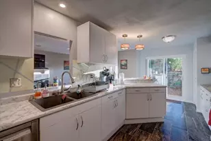 885 Hemlock Dr, Verona, WI 53593 - Photo 16