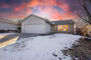 6121 Roseberg Rd, Madison, WI 53719 - Photo 2