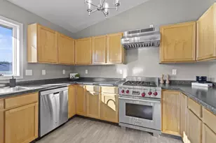 6121 Roseberg Rd, Madison, WI 53719 - Photo 10