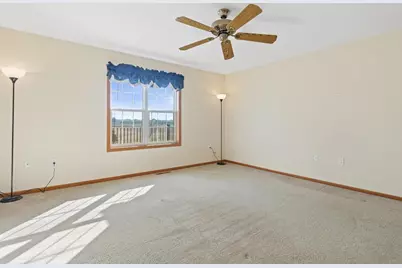 3024 Edmonton Drive, Sun Prairie, WI 53590 - Photo 18