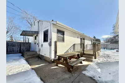 1027 Thomas Street, Janesville, WI 53545 - Photo 26