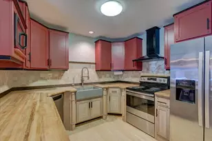 8318 Inverness Dr, Madison, WI 53717 - Photo 12