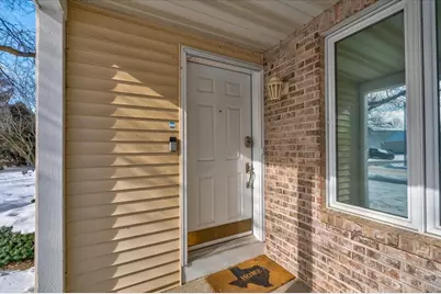 8318 Inverness Drive, Madison, WI 53717 - Photo 4