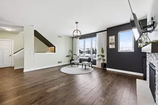 9395 Old Sauk Rd, Middleton, WI 53562 - Photo 8