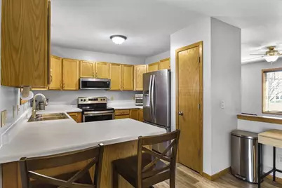 533 Lewellen Street, Marshall, WI 53559 - Photo 8