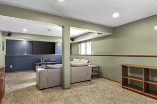 533 Lewellen St, Marshall, WI 53559 - Photo 22