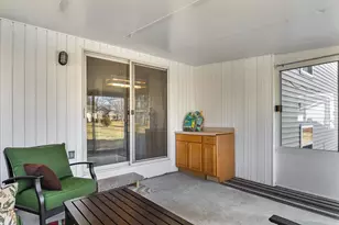 533 Lewellen St, Marshall, WI 53559 - Photo 12