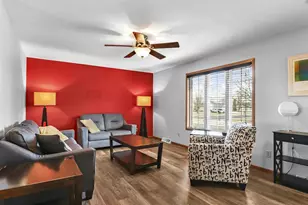 533 Lewellen St, Marshall, WI 53559 - Photo 2