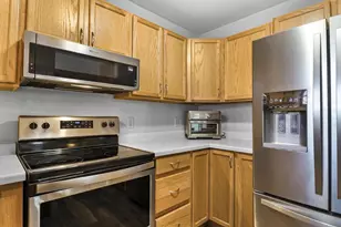 533 Lewellen St, Marshall, WI 53559 - Photo 6