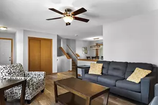 533 Lewellen St, Marshall, WI 53559 - Photo 4