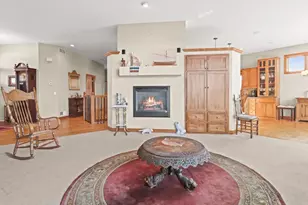 216 Steeple Ct, Johnson Creek, WI 53038 - Photo 6