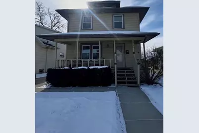 938 Benton Avenue, Janesville, WI 53545 - Photo 4